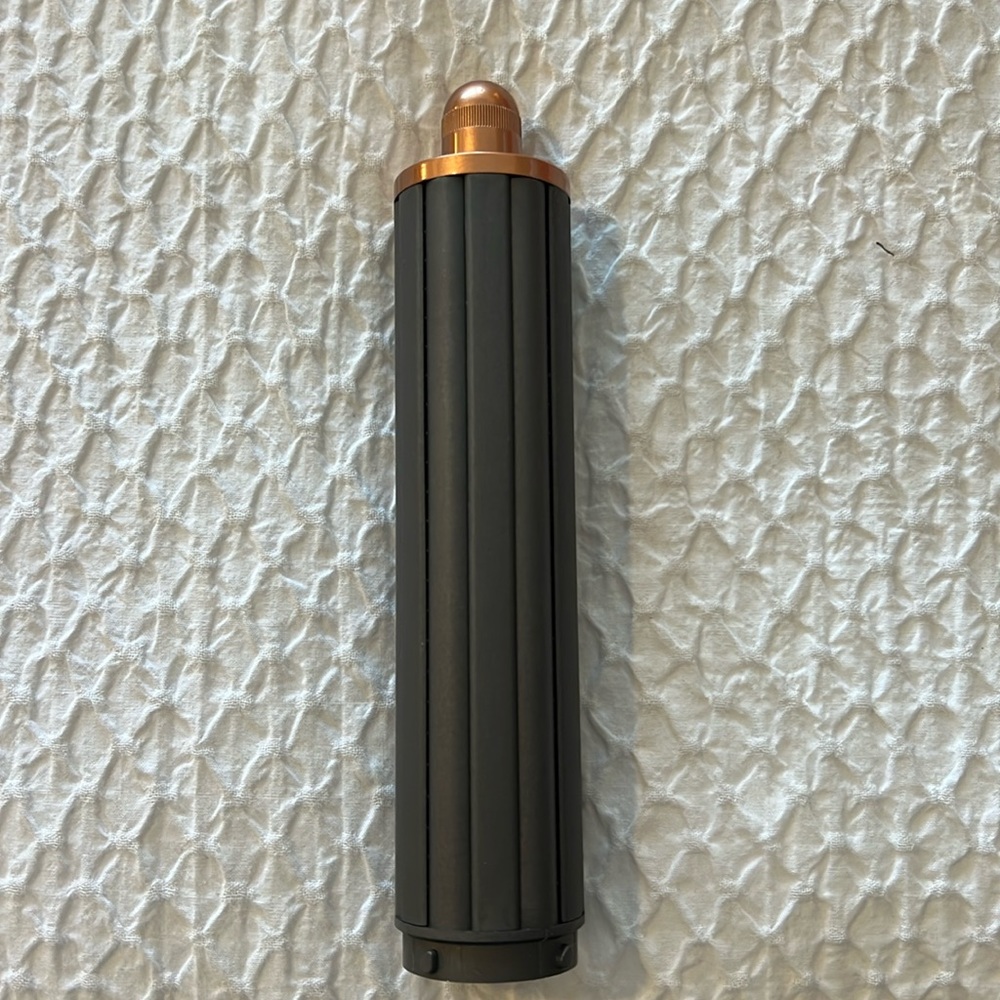 1.6 inch/40mm Airwrap™ long barrel
